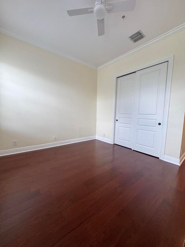 Building Photo - 503 N Mallory Cir