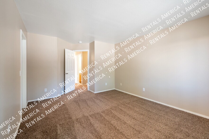 Building Photo - 30740 Maple Chase Dr