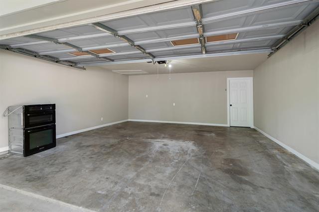 Building Photo - 3114 Burgandy Dr