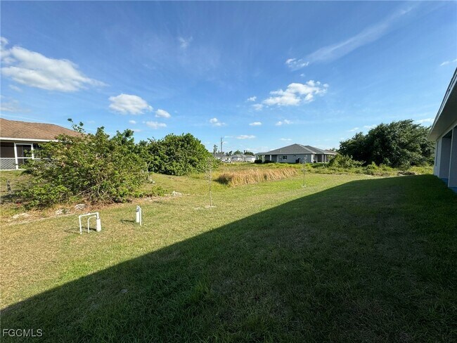 Building Photo - 884 Alabama Rd S