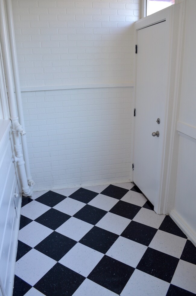 Building Photo - 39A Pearl Street-