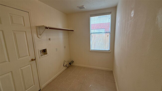 Building Photo - 13623 Eldridge Springs Way
