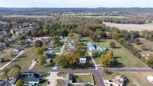 Building Photo - 6195 Cedar Springs Rd