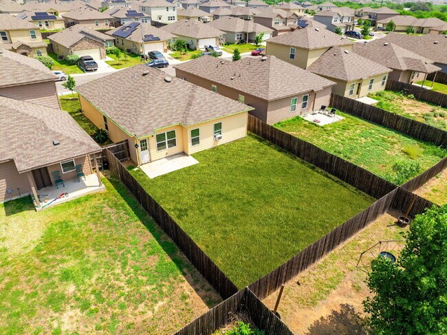 Building Photo - Comfortable Living in Converse – 3 Bedroom...
