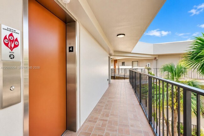 Building Photo - 8760 SW 133rd Avenue Rd
