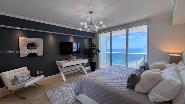 Building Photo - 1830 S Ocean Dr