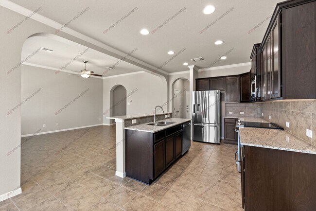 Building Photo - 10217 Eaglefire Dr