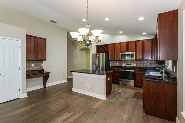 Building Photo - 3752 Olde Lanark Dr