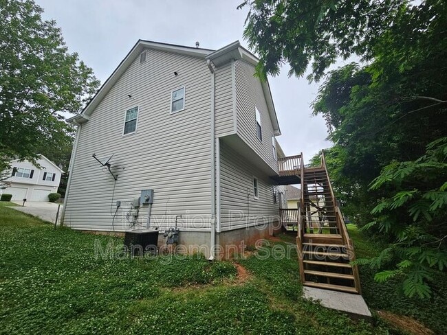 Building Photo - 10996 Knotty Pine Pl