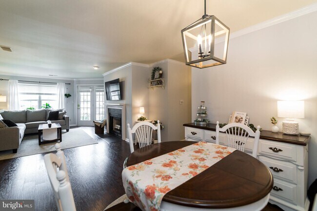 Building Photo - 7511 Ashby Ln