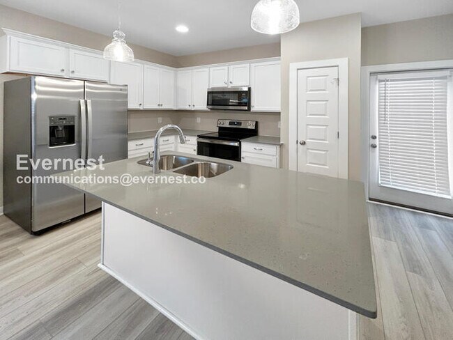 Building Photo - 49 River Birch Ln