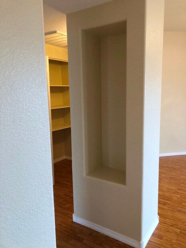 Building Photo - 833 Aspen Peak Loop