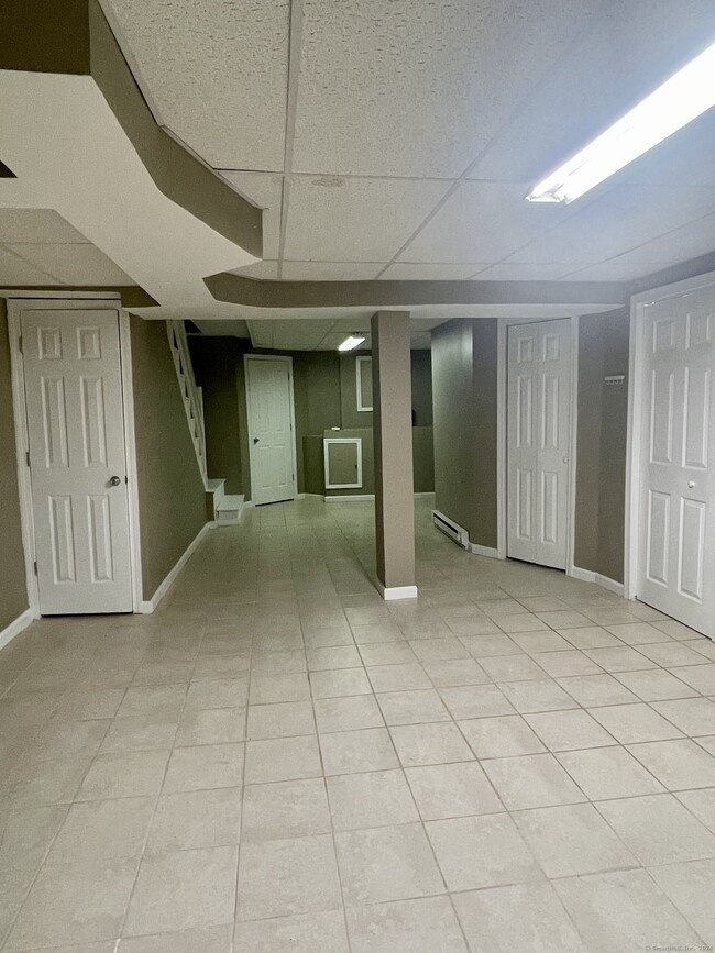 Building Photo - 72 Kingfisher Cir