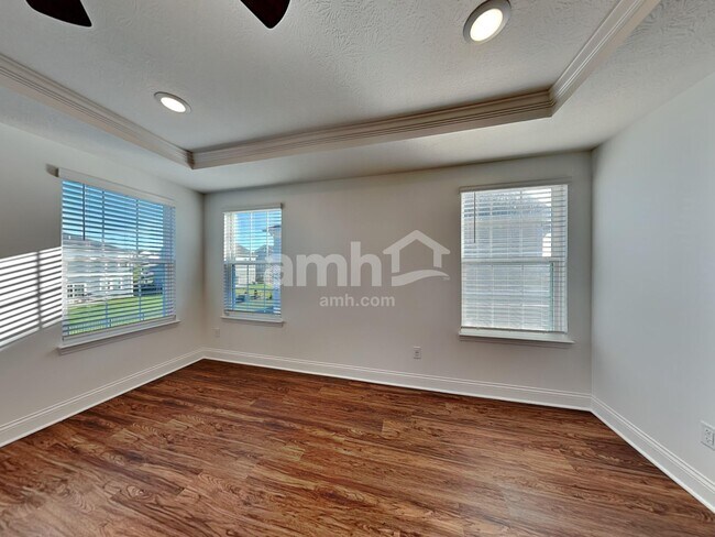 Building Photo - 8331 Merlin Dr