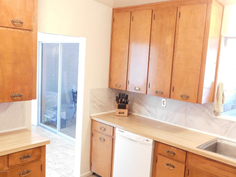 Building Photo - 103 SAN JOSE DR