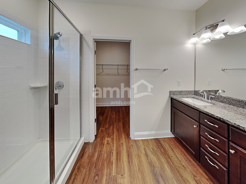 Building Photo - 740 Celebration Lane