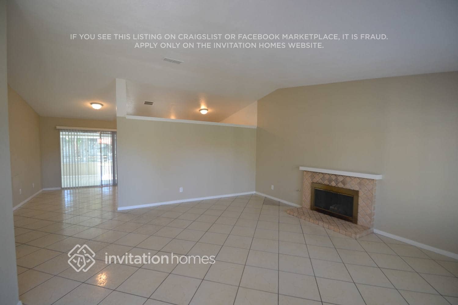 Building Photo - 1238 W Hawthorne St