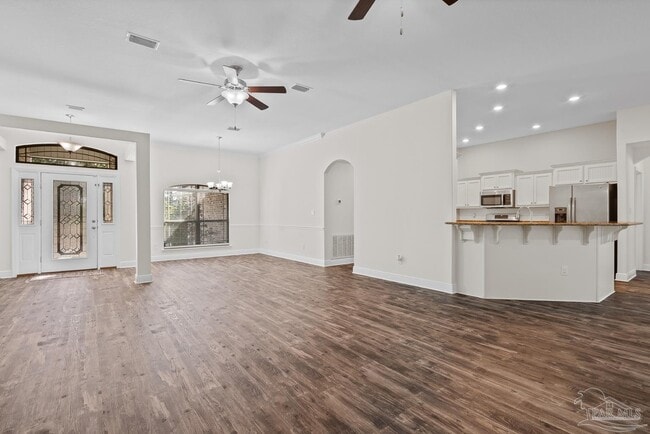 Building Photo - 5810 Red Cedar St