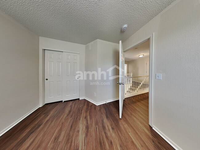 Building Photo - 4060 Orleans St