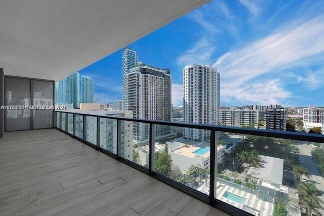 Building Photo - 788 NE 23rd St