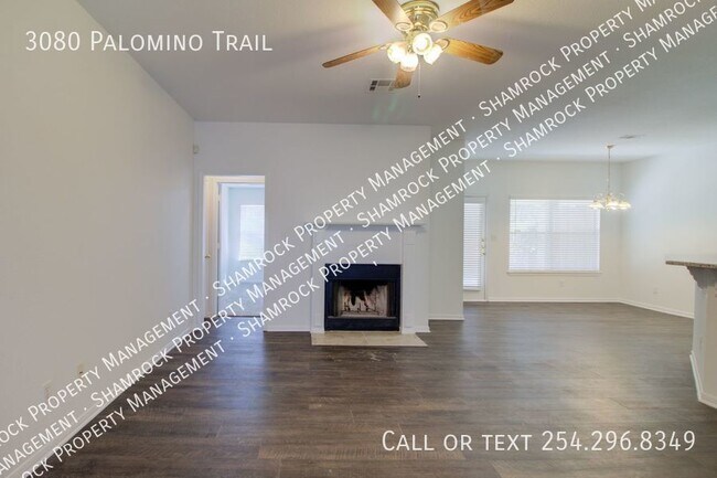 Building Photo - Surrey Ridge Duplex