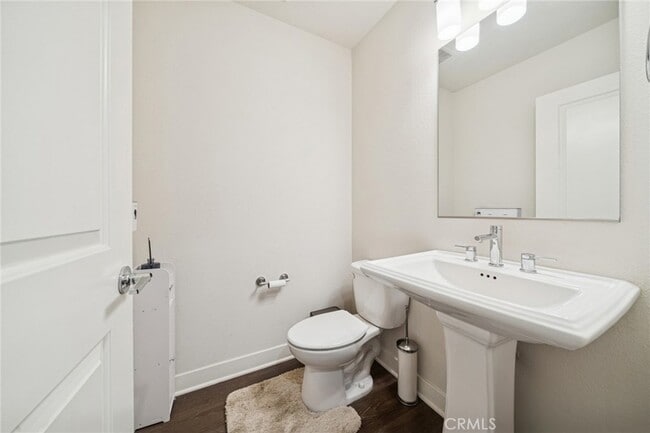 Building Photo - 121 Interval