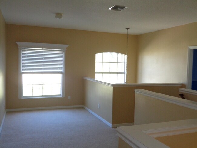 Building Photo - 231 11th Square SW