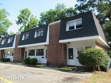 Primary Photo - 2 br, 1.5 bath Townhome - 611 E 11th St Pi...