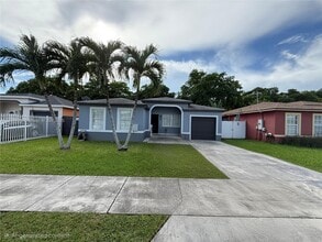 Building Photo - 27070 SW 134th Pl