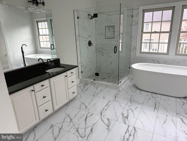 Building Photo - 2054 Madrillon Rd