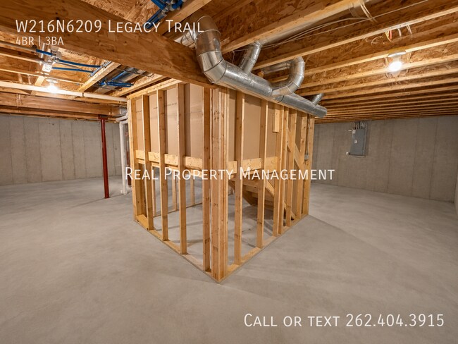 Building Photo - W216N6209 Legacy Trail