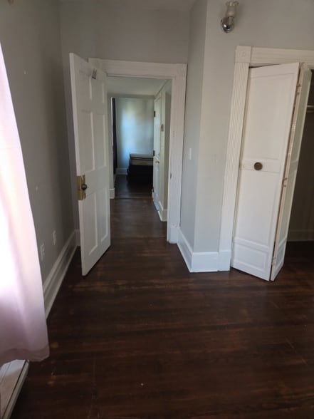 Building Photo - 151 Hillside Ave