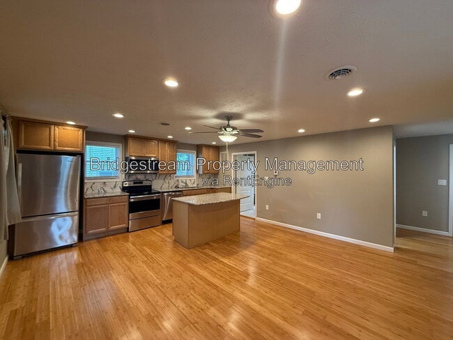 Building Photo - 4508 E Venetian Way
