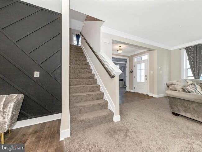 Building Photo - 1807 Fairway Ln