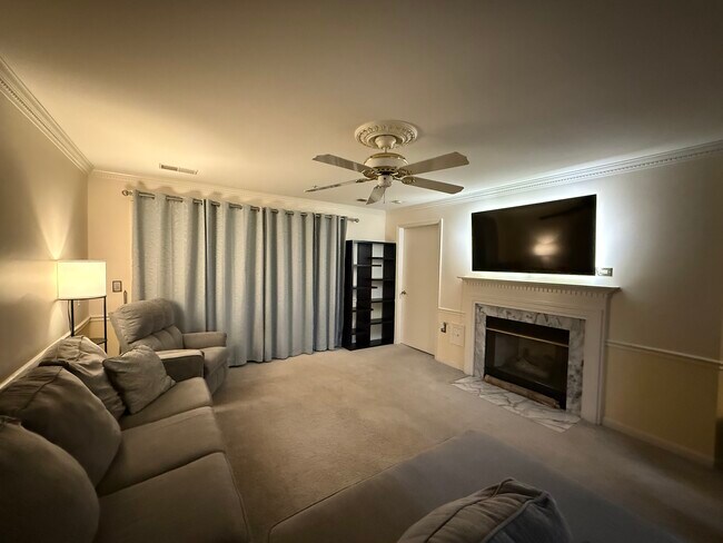Building Photo - 15303 Diamond Cove Terrace