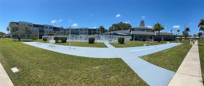 Building Photo - 2309 Park Ln