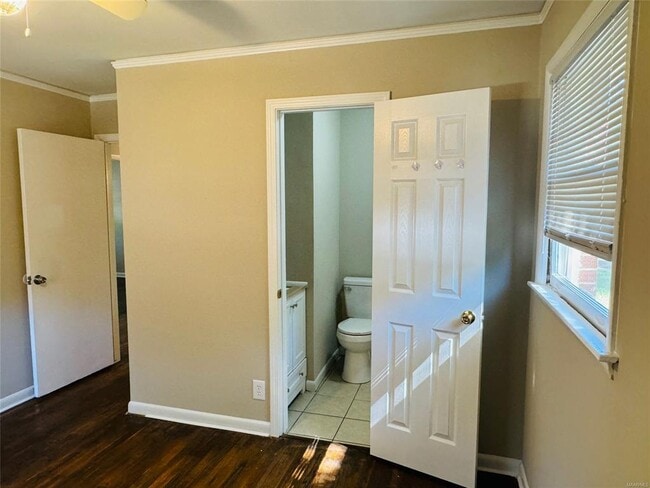 Building Photo - 3208 Durham Dr