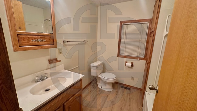 Building Photo - 130 W 10th St