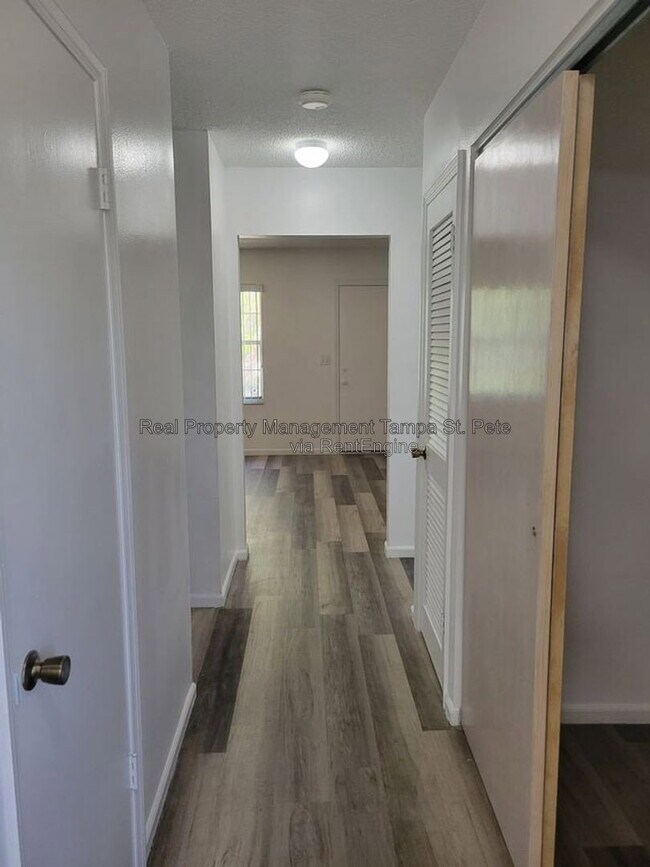 Building Photo - 8144 Omaha Cir