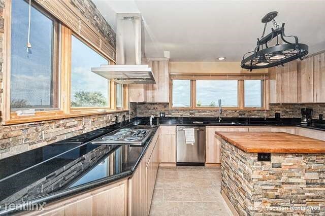 Building Photo - 7708 A1a S