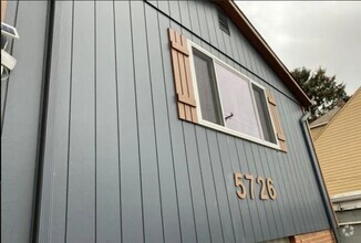 Building Photo - 5726 Butler St
