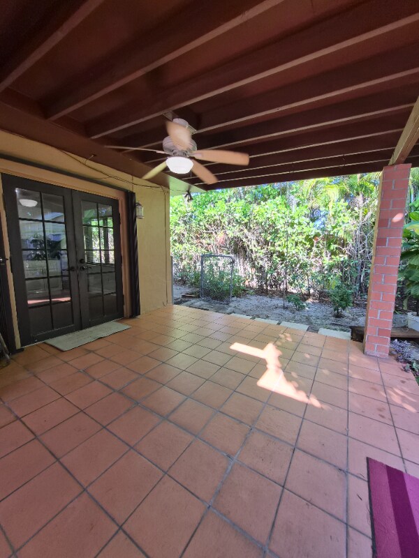 Building Photo - 1715 SW 67th Ct