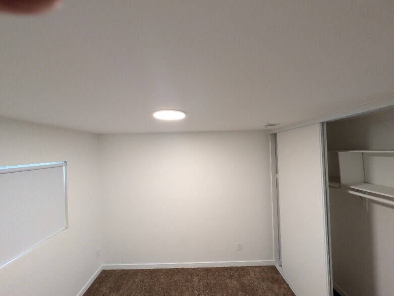 Building Photo - 13602 Cypress Ave