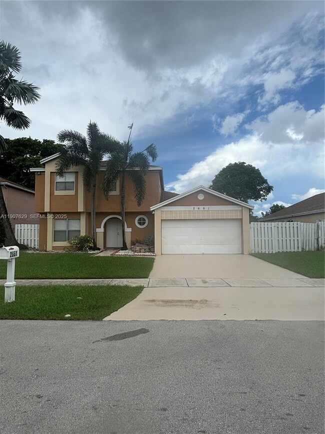 Building Photo - 2661 Huron Way