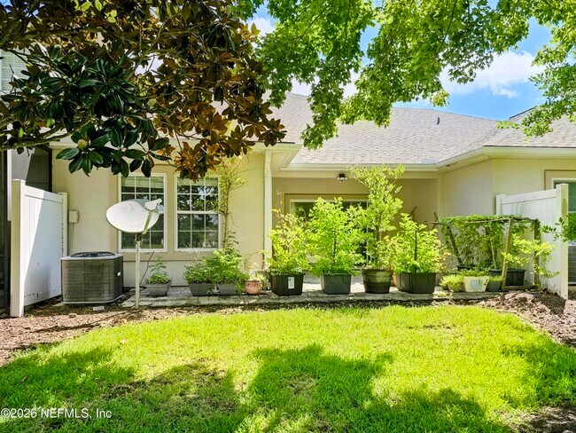 Building Photo - 535 Wooded Crossing Cir