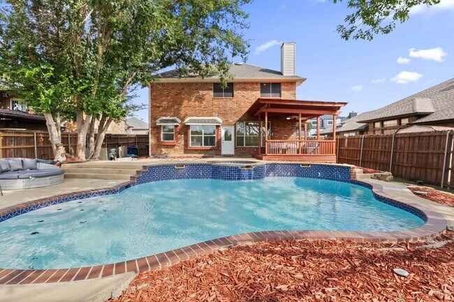 Building Photo - 1339 Barclay Dr