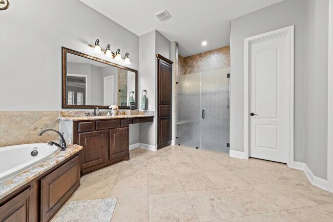 Building Photo - 110 Pickerel Point Ct