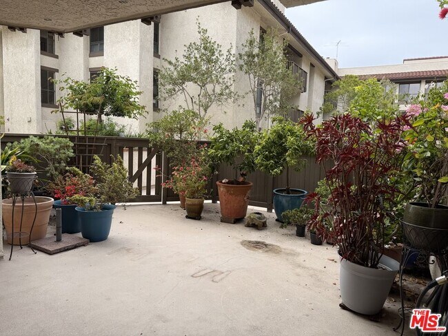 Building Photo - 8601 Falmouth Ave