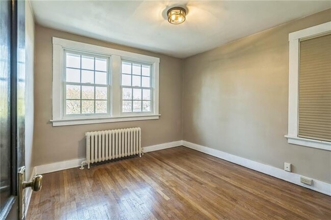 Building Photo - 3482 Beechwood Blvd