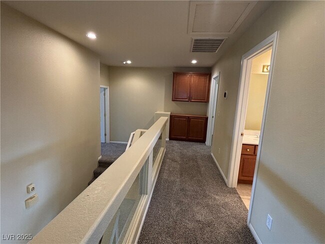 Building Photo - 10961 Fintry Hills St